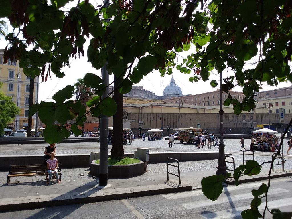 Domus Al Vaticano 36 Rome Bagian luar foto